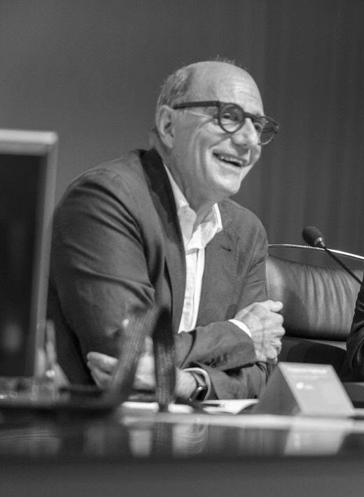 Francesco Tapinassi Francesco Tapinassi