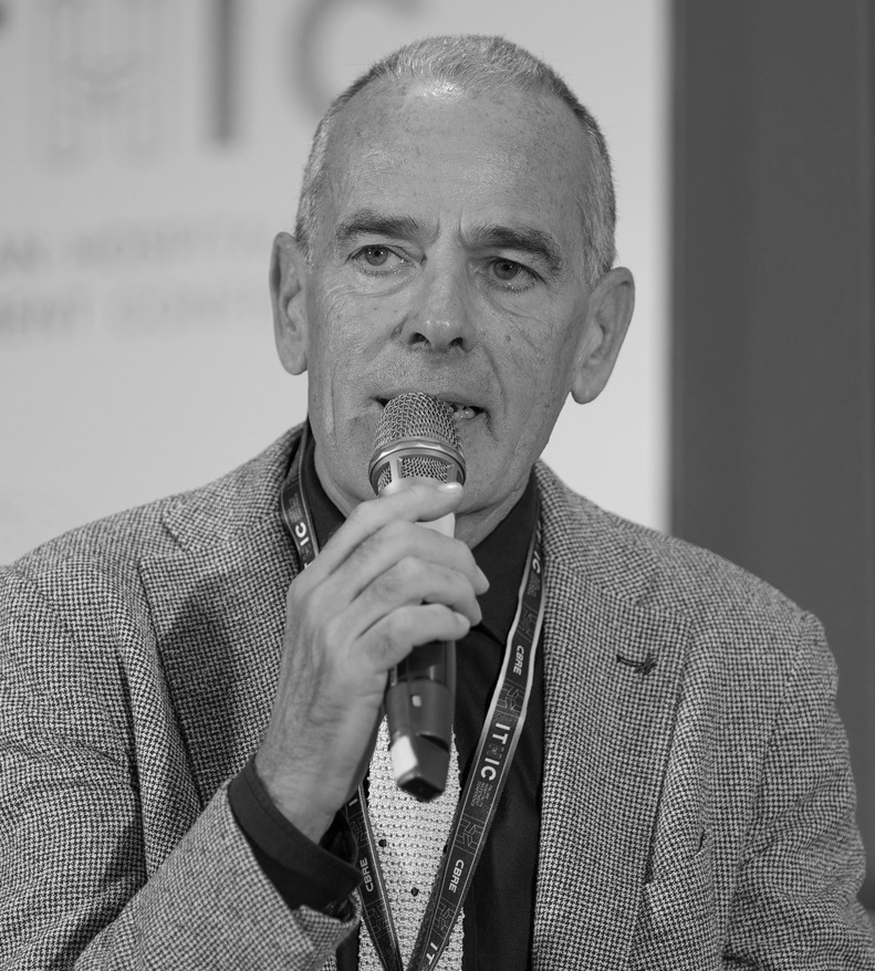 Roberto Gentile Roberto Gentile