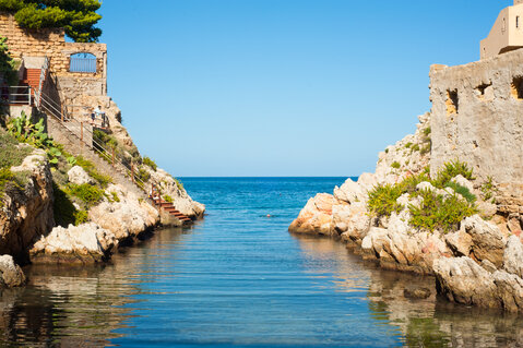 REGIONE SICILIANA - ASSESSORATO DEL TURISMO - DELLO SPORT E DELLO SPETTACOLO